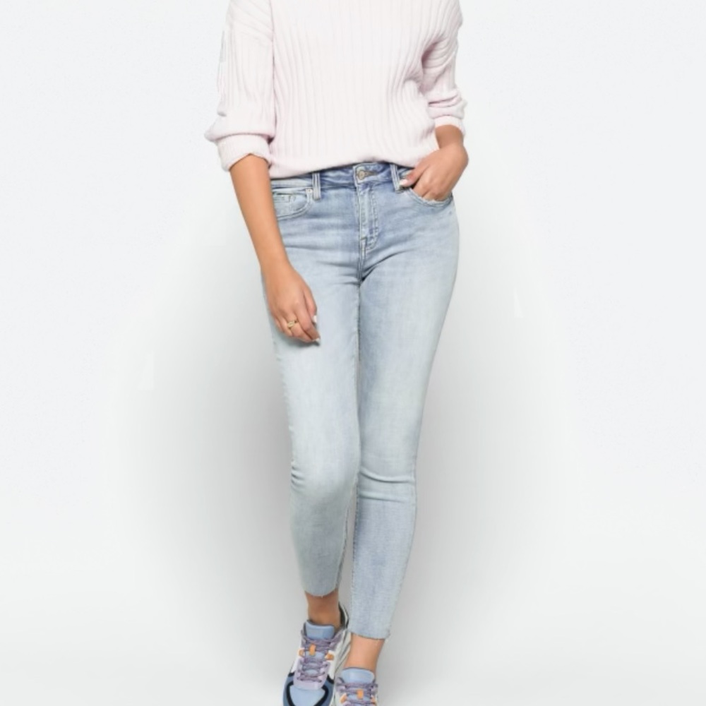 Pistola Super Skinny Scissor Cut Hem Jean Womens 32/14P Light Wash.